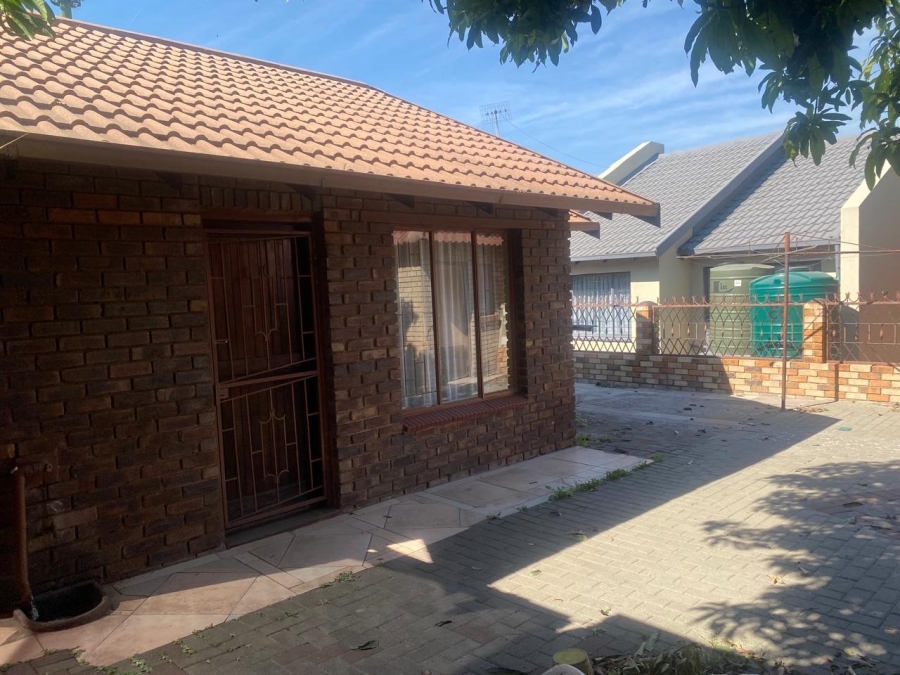2 Bedroom Property for Sale in Boitekong North West